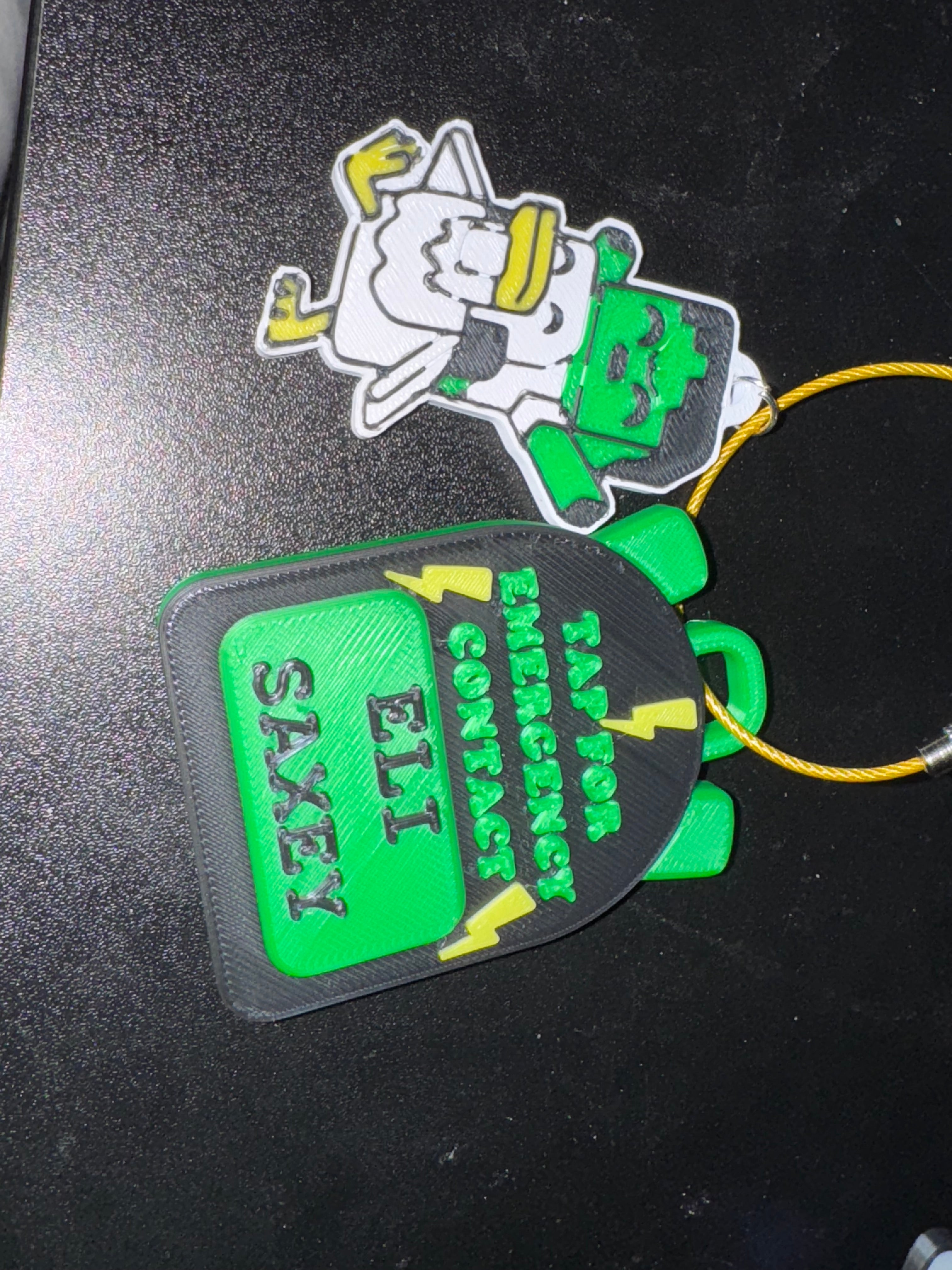 Custom NFC Emergency Contact Keychain | Tap for Emergency Contact Tag | Personalized Backpack, Luggage & Medical ID Tag | iPhone & Android