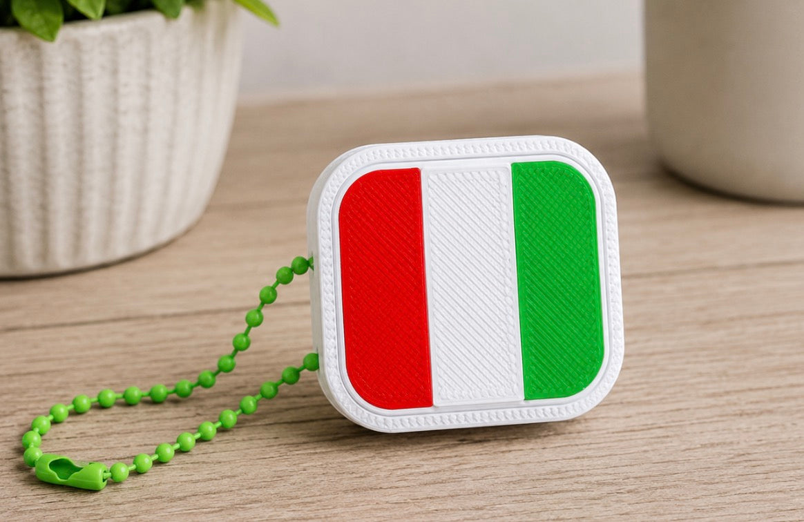Italian Flag Fidget Clicker Keychain – 3D Printed Sensory Clicker