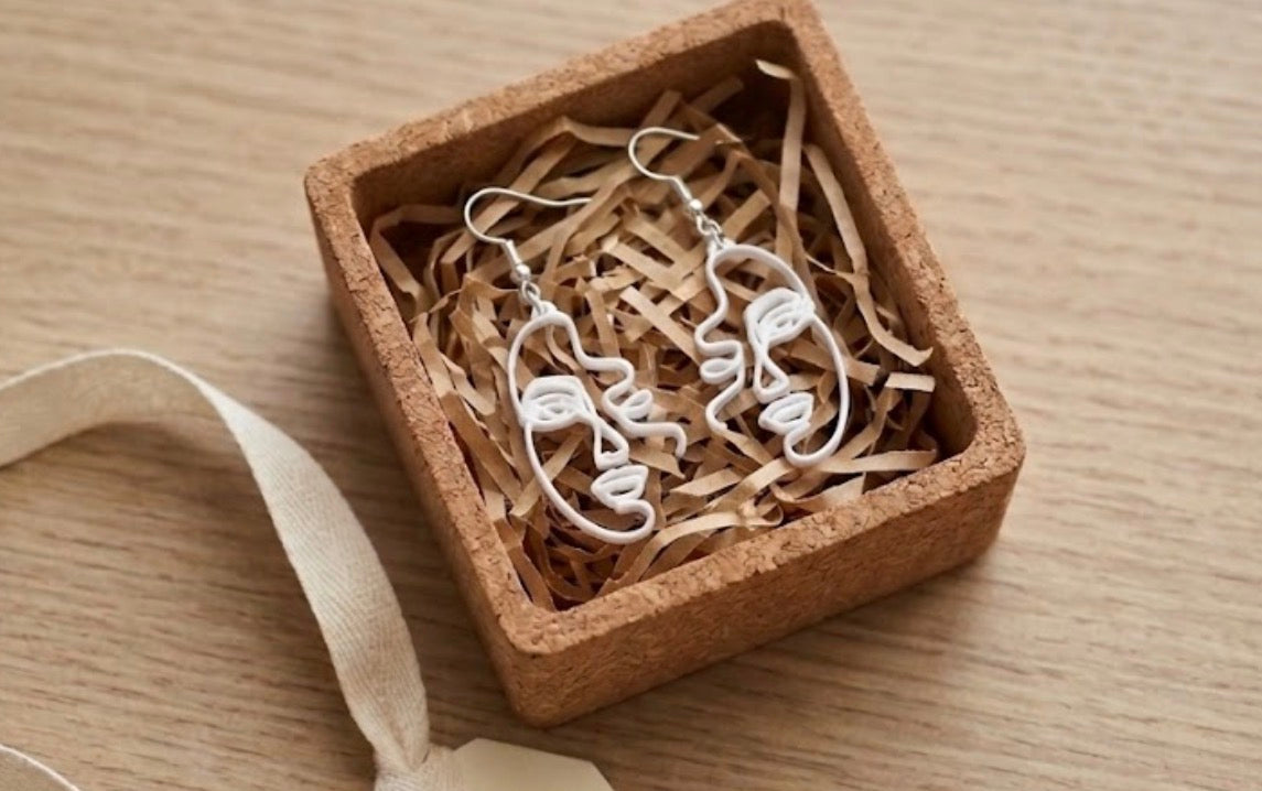 Silhouette Face Line Art Earrings